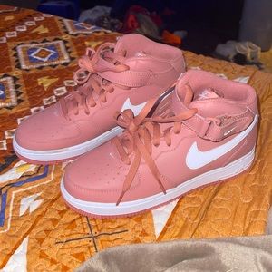 Nike Air Force 1 Pink size 6.5 Youth